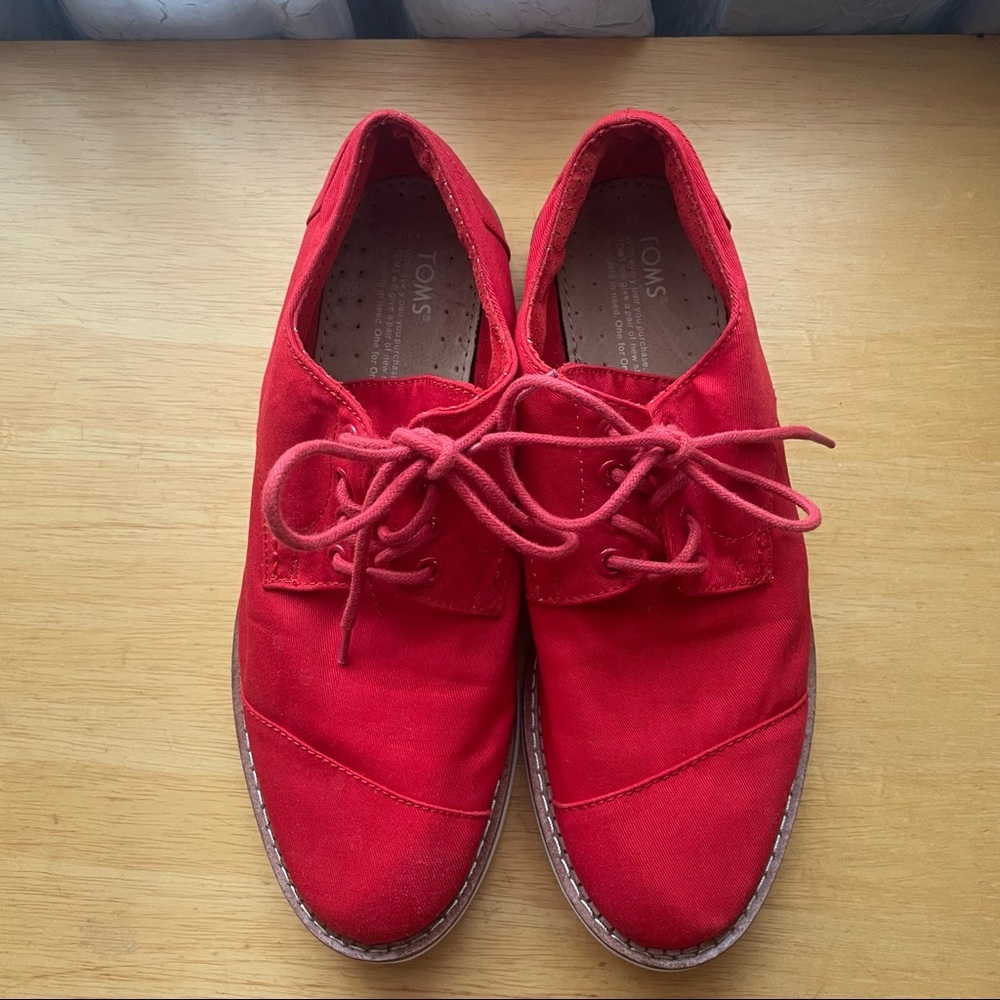 Toms Men's Lace Up Red Dress Shoes Size 8